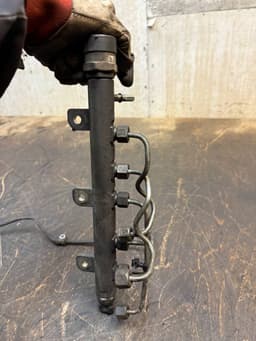 CHRYSLER 0445214119 35022109G Fuel Distributor / fuel rail CHRYSLER VOYAGER V (RT) (2007-2016) — thumbnail 5