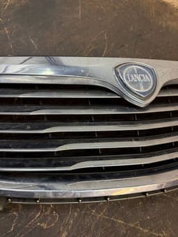 LANCIA Radiator Grille LANCIA VOYAGER (404) (2011-2016) — thumbnail 5