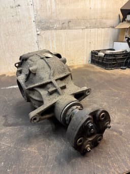 BMW 7584456 33107584457 Rear axle differential BMW 5 (F10, F11) (2010-2017) — thumbnail 3