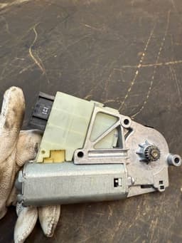 MINI 06943448675 3448675 54103448675 Sunroof Motor MINI MINI II (2006-2015) — thumbnail 3