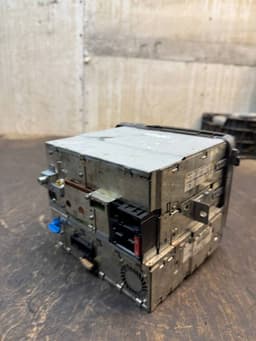 MERCEDES-BENZ 7612001441 A2208203489 2208203489 Radio MERCEDES-BENZ S-CLASS (W220) (1998-2005) — thumbnail 4