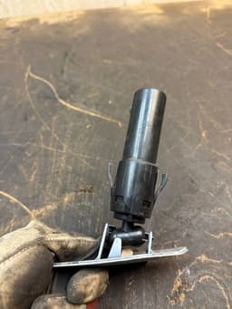 OPEL 95217681 Headlight Washer Nozzle Right OPEL MOKKA A (J13) (2012-2019) — thumbnail 4