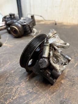 CHRYSLER Power steering pump CHRYSLER VOYAGER V (RT) (2007-2016) — thumbnail 3
