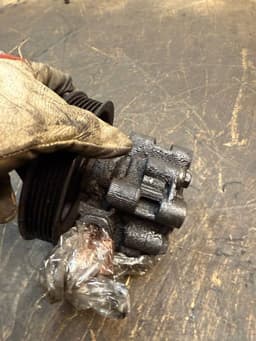 CHRYSLER Power steering pump CHRYSLER VOYAGER V (RT) (2007-2016) — thumbnail 8