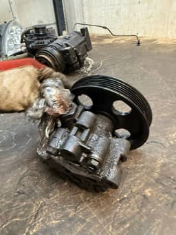 CHRYSLER Power steering pump CHRYSLER VOYAGER V (RT) (2007-2016) — thumbnail 4