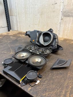 HYUNDAI 963702W600 933604Z200 963614Z200 96330B8200 96340B8200 96310B8200 963802W200 Set of loudspeakers HYUNDAI SANTA FE III (DM) (2012-2018) — thumbnail 2