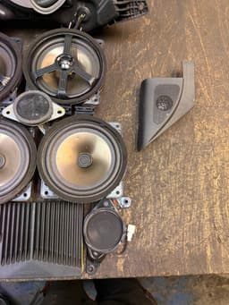 HYUNDAI 963702W600 933604Z200 963614Z200 96330B8200 96340B8200 96310B8200 963802W200 Set of loudspeakers HYUNDAI SANTA FE III (DM) (2012-2018) — thumbnail 5