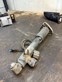 BMW 37126867870 6867870 Shock Absorber Rear Right BMW X5 (F15, F85) (2012-2018) — thumbnail 2
