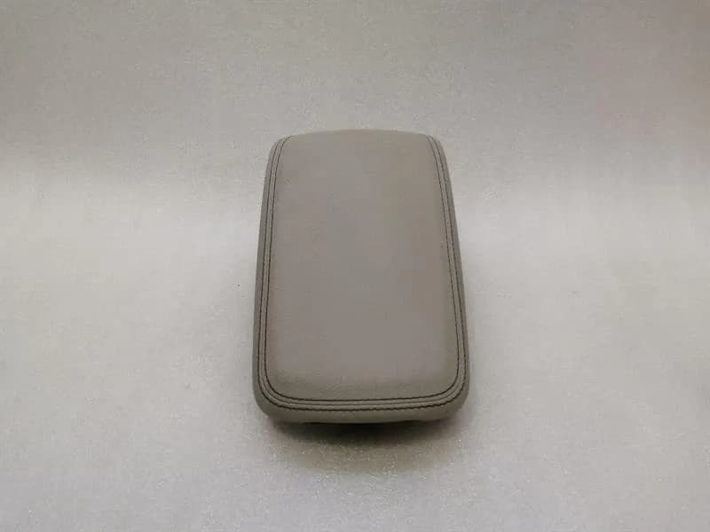 MERCEDES-BENZ Mercedes A Class W176 Armrest A2466809201 Centre Armrest Armrest 7C70 Faulty