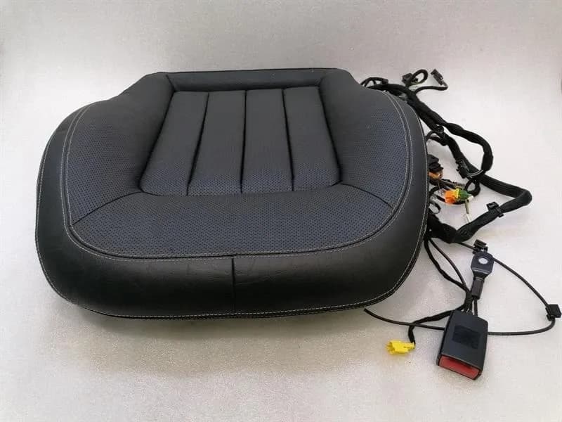 MERCEDES-BENZ Mercedes CLS W218 left lower seat cushion A2189100950 seat cushion vented