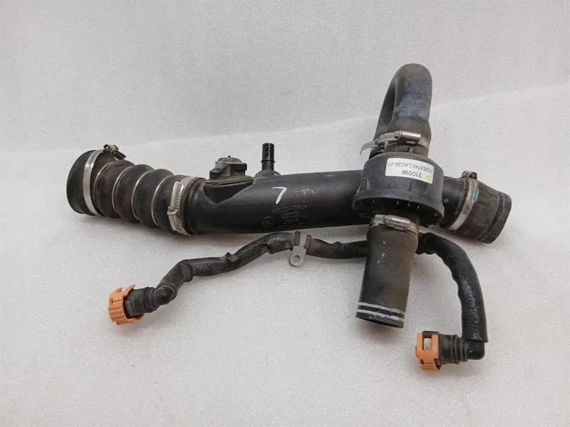 FERRARI Ferrari 488 F142M left intercooler pipe 322655 left pressure pipe charge air pipe