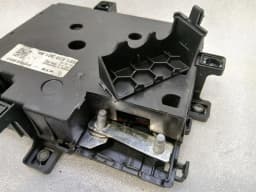 PORSCHE Porsche Cayman 718 GT4 Fuse Box 99161030104 Fuse Box — thumbnail 5
