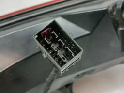 PORSCHE Porsche Macan 95B left rear light 95B945095B taillight rear left — thumbnail 10
