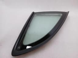 PORSCHE Porsche Cayman 718 GT4 Right Rear 1/4 Glass 98154311212 Door Glass 1/4 Rear RH — thumbnail 3