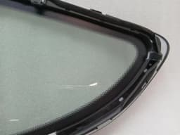 PORSCHE Porsche Cayman 718 GT4 Right Rear 1/4 Glass 98154311212 Door Glass 1/4 Rear RH — thumbnail 6