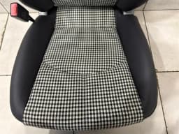 PORSCHE 12-WAY ELECTRIC RHD UK PORSCHE 911 997 Seats HOUNDSTOOTH SPORT CLASSIC Interior — thumbnail 9