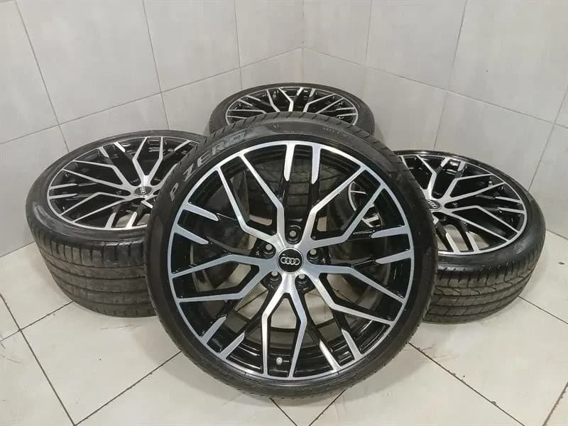 AUDI Audi R8 4S AWD Alloy Wheel Set 4S0601025B Rims Set