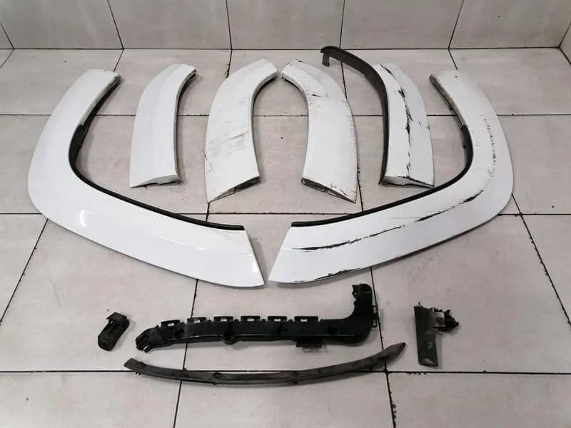 JEEP JEEP GRAND CHEROKEE WW2 MK4 BODY MOULDING 0 BAR 1PC80TZAH SRT ARCH COVERS