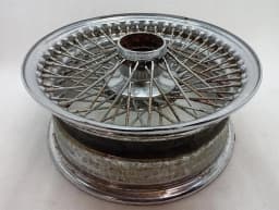 ASTON MARTIN Aston Martin Vantage AM Series 3 1973-1978 Alloy Wheel OEM Rim — thumbnail 3