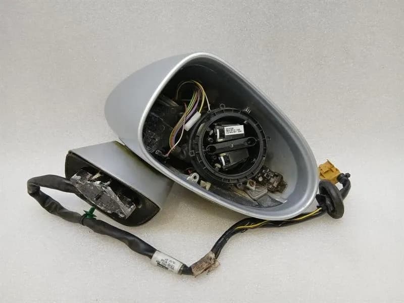 BENTLEY CONTINENTAL FLYING SPUR RIGHT DOOR MIRROR 3W5857528A RIGHT HAND DRIVE RHD
