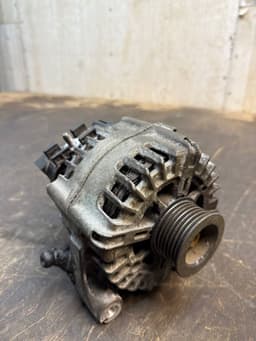 BMW 7807187 12317808075 12317807187 Alternator BMW 5 (F10, F11) (2010-2017) — thumbnail 2