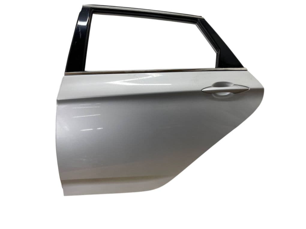 770033Z000 Door Rear Left HYUNDAI i40 (VF) (2011-2019)