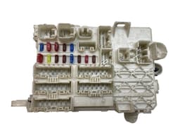 TOYOTA 827300K060 Fuse box TOYOTA HILUX VII (AN10, AN20, AN30) (2005-2015) — thumbnail 2