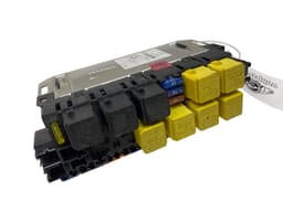 MERCEDES-BENZ 05045117 05045154 Fuse box MERCEDES-BENZ SL-CLASS (R230) (2001-2012) — thumbnail 1