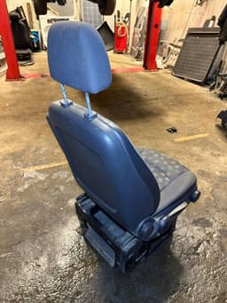 MERCEDES-BENZ Front seat right MERCEDES-BENZ VITO / VIANO (W639) (2003-2014) — thumbnail 4