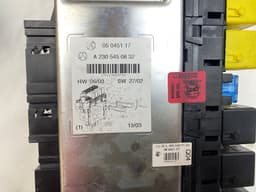 MERCEDES-BENZ 05045117 05045154 Fuse box MERCEDES-BENZ SL-CLASS (R230) (2001-2012) — thumbnail 3