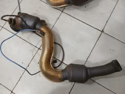 MERCEDES-BENZ MERCEDES C63 AMG Catalytic Converter A2054900920 Catalytic Converter EMPTY INSIDE EMPTY — thumbnail 5