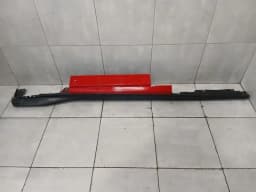 FERRARI Ferrari 812 Superfast F152M side skirt 88068610 right defects side sills — thumbnail 1