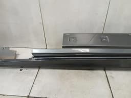 FERRARI Ferrari FF F151 side skirt 83315010 LH defective side sills left — thumbnail 4