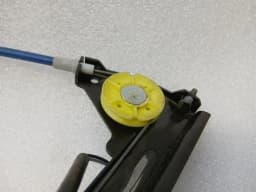 FERRARI Ferrari FF F151 Left Front Door Winder 82127600 Window Regulator Front Left — thumbnail 4