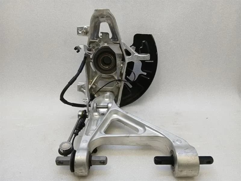Ferrari 812 Superfast F152M Left Front Hub 328039 Wheel Bearing Housing Front Left