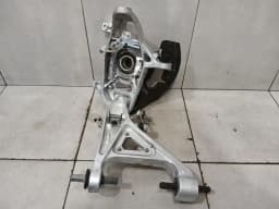 FERRARI Ferrari SF90 Left Front Hub 862453 SF90 Wheel Bearing Housing Front Left F173 — thumbnail 1