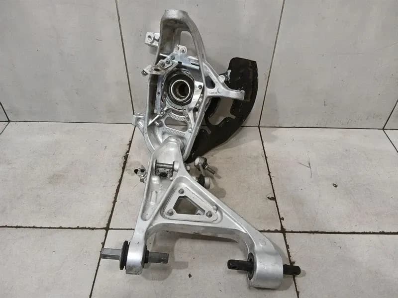 Ferrari SF90 Left Front Hub 862453 SF90 Wheel Bearing Housing Front Left F173