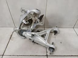 FERRARI Ferrari SF90 Left Front Hub 862453 SF90 Wheel Bearing Housing Front Left F173 — thumbnail 2