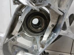FERRARI Ferrari SF90 Left Front Hub 862453 SF90 Wheel Bearing Housing Front Left F173 — thumbnail 6