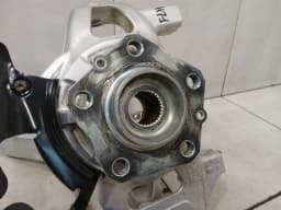 FERRARI Ferrari SF90 Left Front Hub 862453 SF90 Wheel Bearing Housing Front Left F173 — thumbnail 5