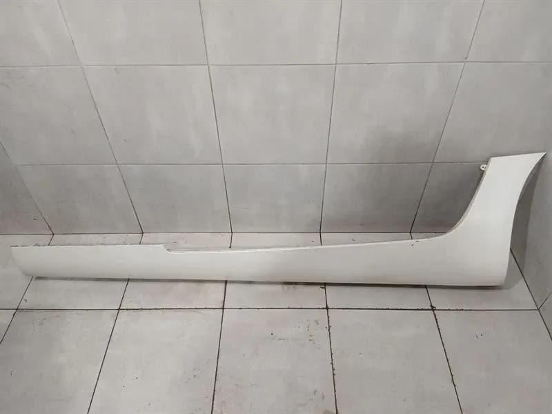 Mercedes GT R190 Roadster Left Side Skirt A1906980354 Left Side Skirts