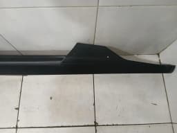 FERRARI Ferrari Purosangue F175 side skirt 875642 RH side sills defect — thumbnail 2