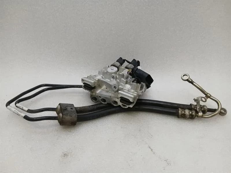 PORSCHE Porsche 911 991 front hydraulic valve 99135907504 hydraulic valve front PDCC