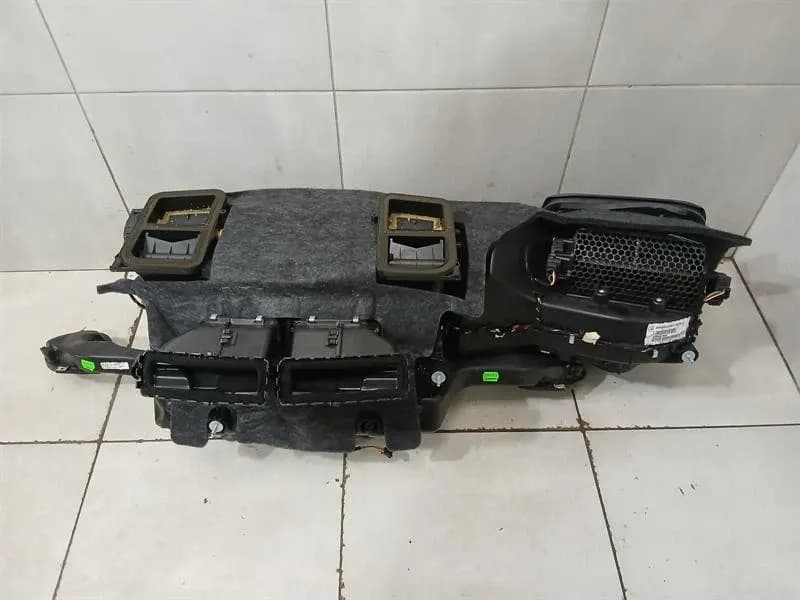 Mercedes GT R190 Roadster Heater Blower A2048303503 Engine Heater Blower