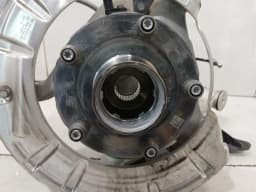 PORSCHE Porsche 911 992 Left Front Hub 992407245GY Wheel Bearing Housing Front Left AWD GTS — thumbnail 4