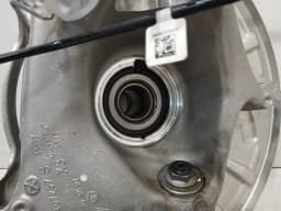 PORSCHE Porsche 911 992 Left Front Hub 992407245GY Wheel Bearing Housing Front Left AWD GTS — thumbnail 9