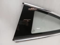 PORSCHE Porsche 911 992 GT3 Left Rear 1/4 Glass 992845297AA Door Window 1/4 Rear LH — thumbnail 2