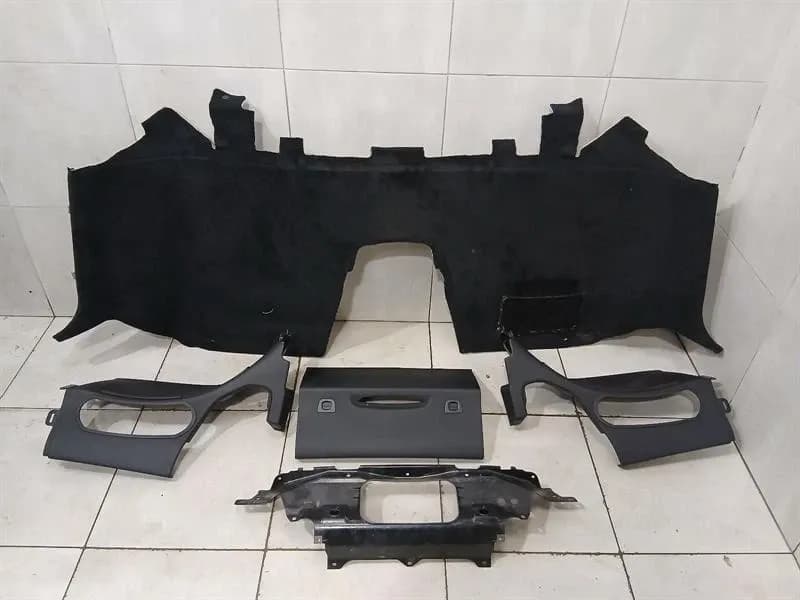 Mercedes GT R190 Roadster Rear Floor Lining A1906801803 Rear Panel