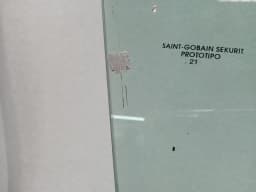 FERRARI Ferrari Roma F169 right front door glass 906597 door window front right — thumbnail 3