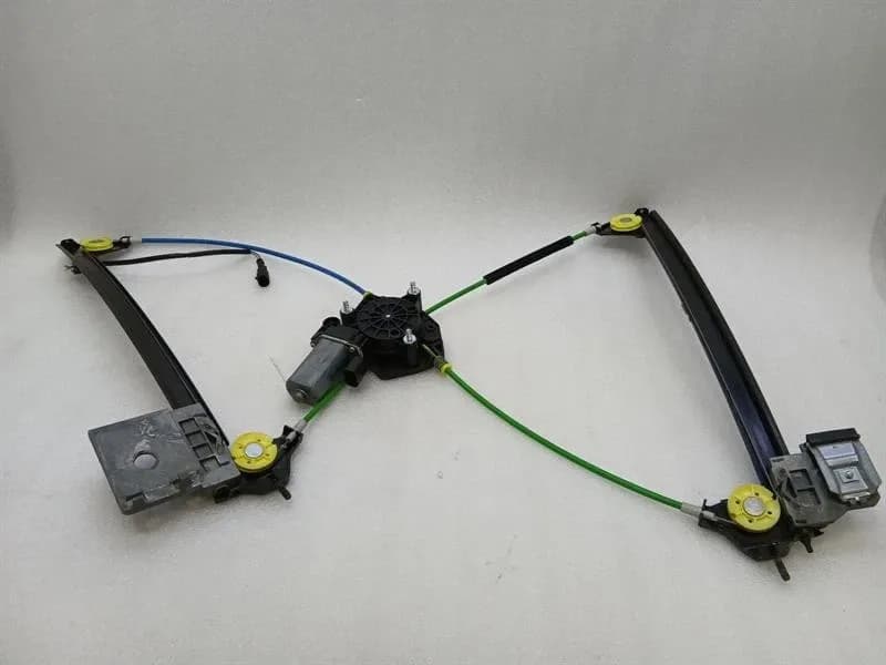Ferrari GTC4 Lusso T 3.9 V8 F151M Right Door Winder 82127500 Window Regulator Right